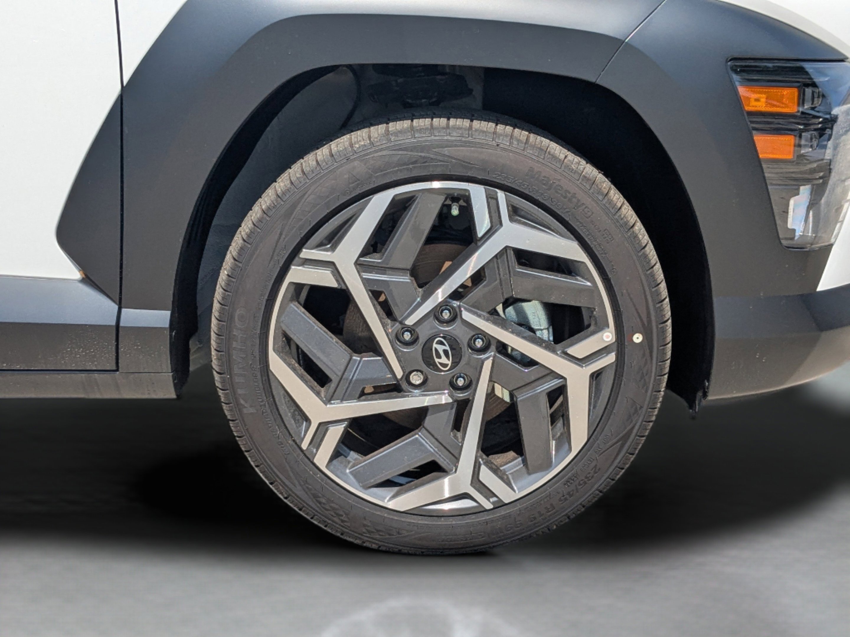 New 2026 Atlas White Hyundai SEL Premium FWD image 11