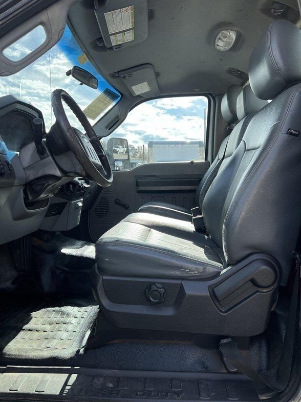 2015 Ford F-450 Super Duty Chassis Cab XL - Photo 11