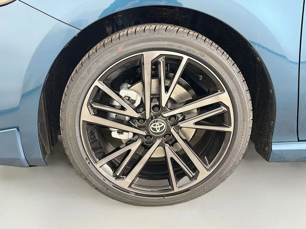 2026 Toyota Camry XSE - Photo 28