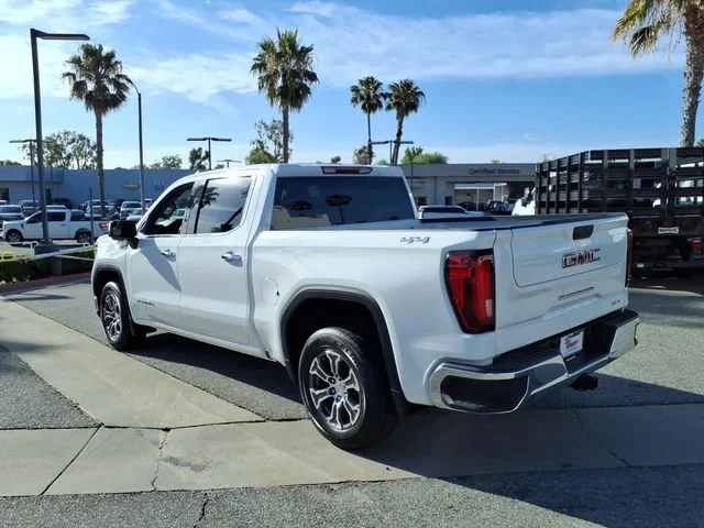 Used 2025 Summit White GMC SLT image 7