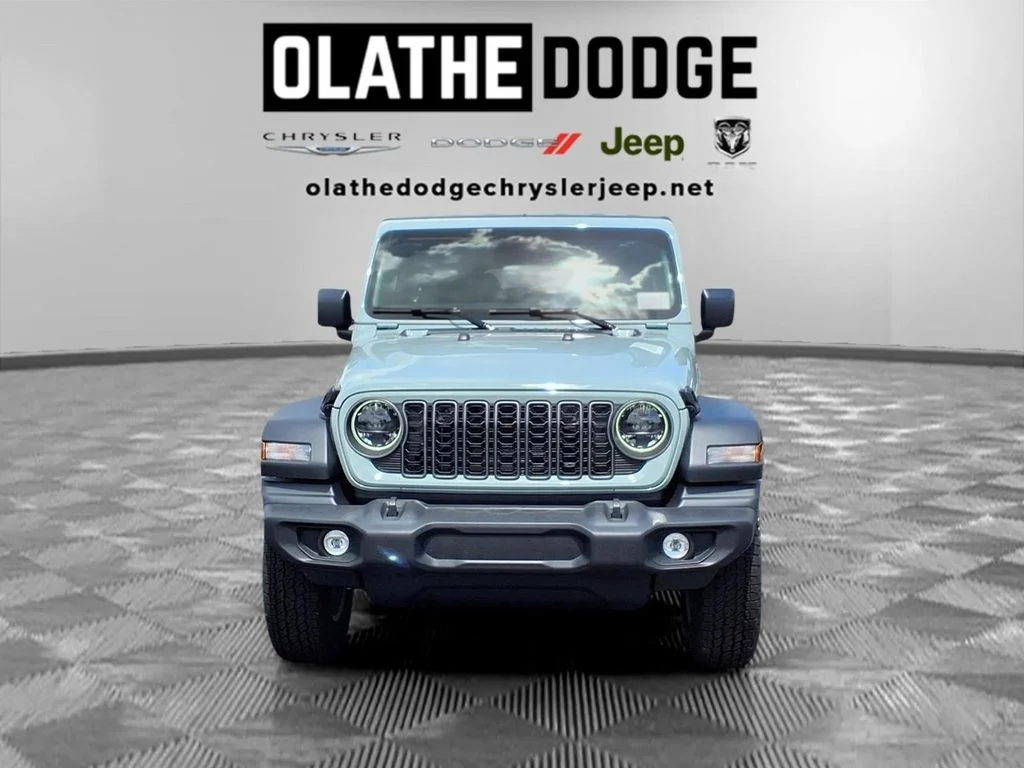 New 2026 Earl Clear-Coat Exterior Paint Jeep Sport S image 31