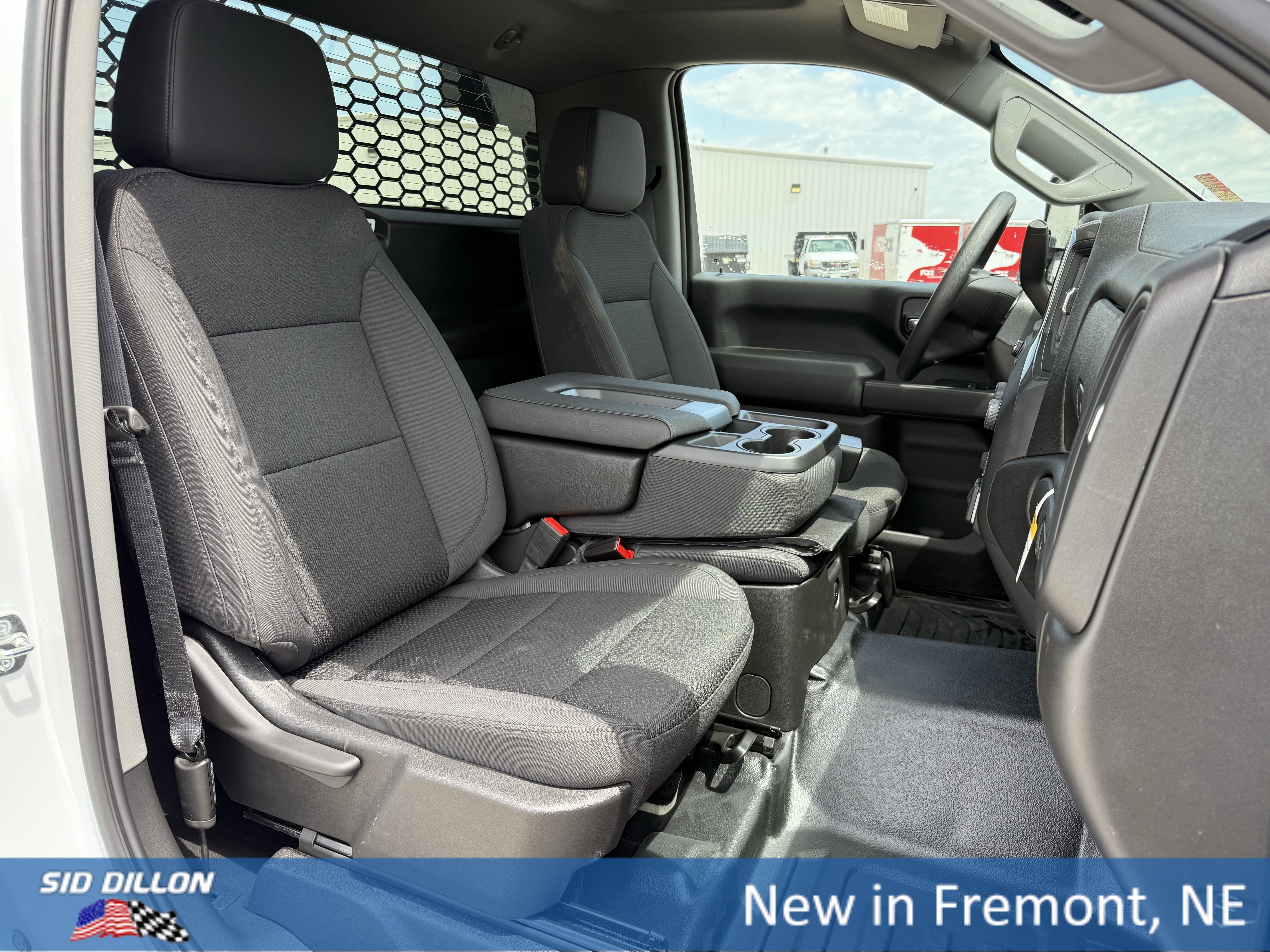 2025 Chevrolet Silverado 3500 HD Work Truck - Photo 7