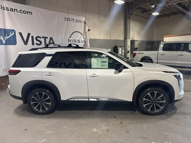 New 2026 Everest White Pearl TriCoat Nissan Platinum image 3