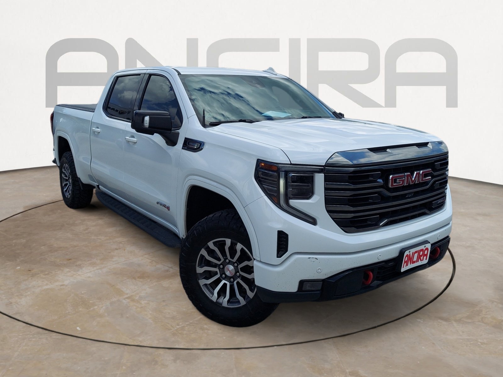Used 2022 Summit White GMC AT4 image 4
