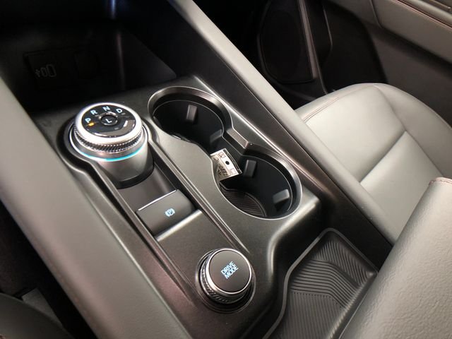 New 2026 Star White Metallic Tri-Coat Ford Active image 17