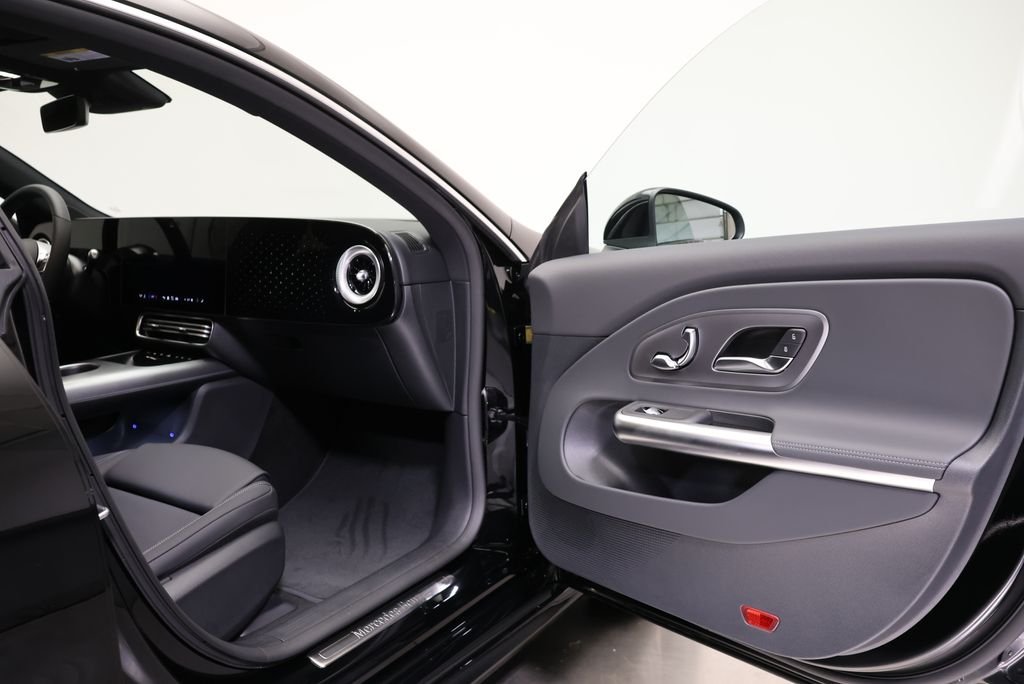 New 2027 Night Black Mercedes-Benz CLA 220 image 43