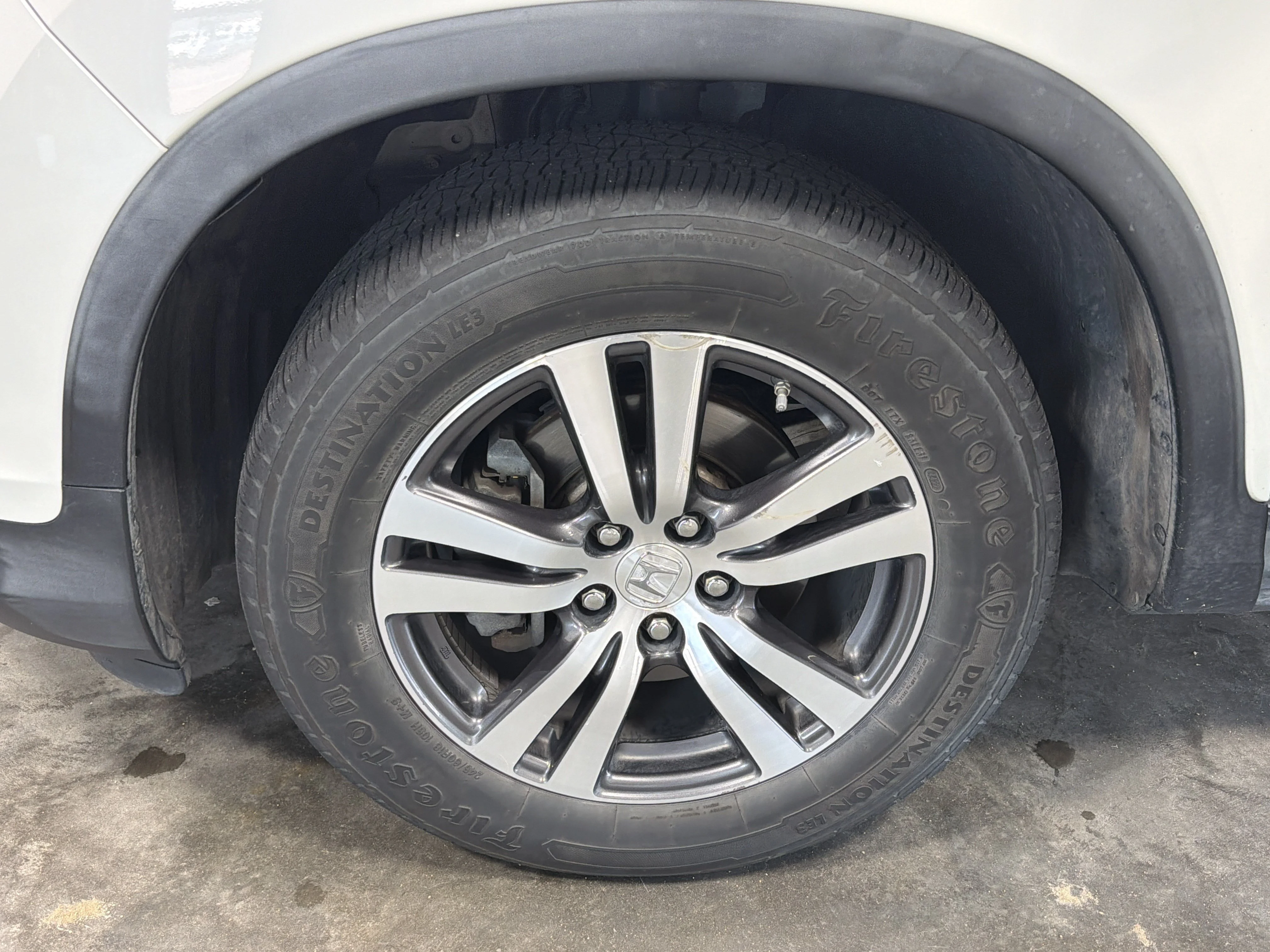 Used 2016 White Honda EX-L image 17