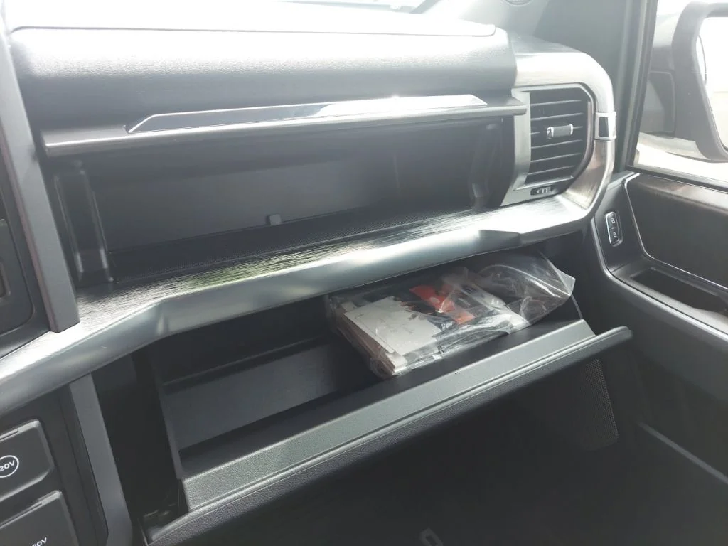 Used 2021 Silver Ford Lariat image 36