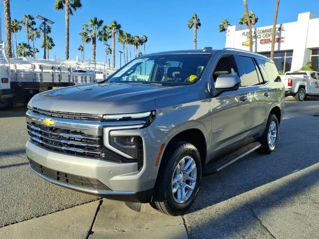 Used 2025 Sterling Gray Metallic Chevrolet LT image 9