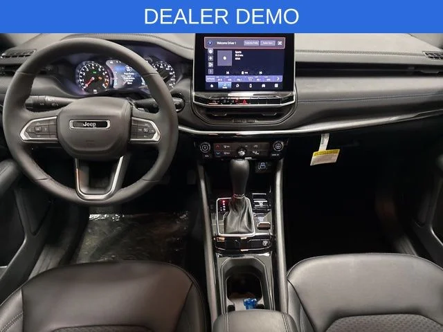 New 2026 White Jeep Latitude image 12