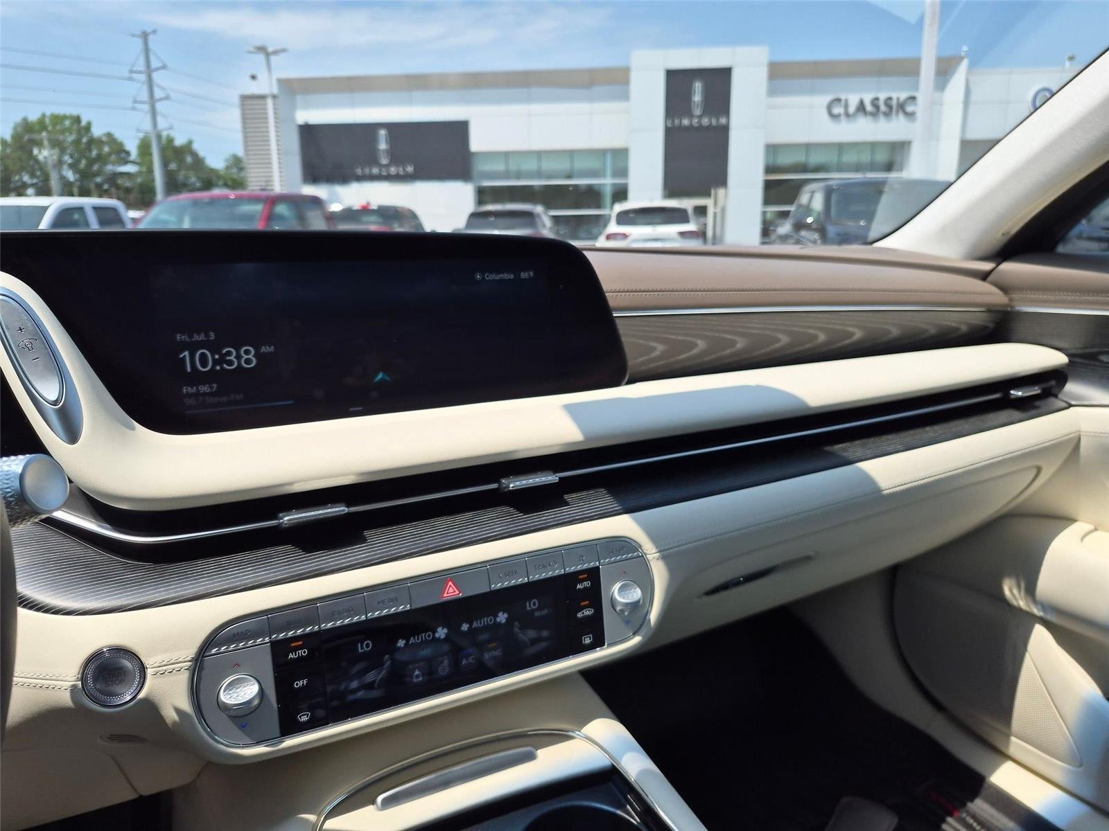 Used 2025 Uyuni White Genesis 3.5T image 18