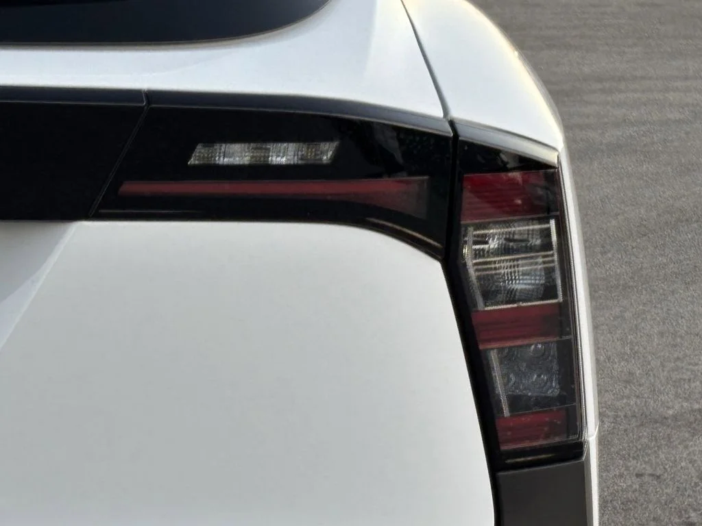 New 2026 White Nissan S image 5