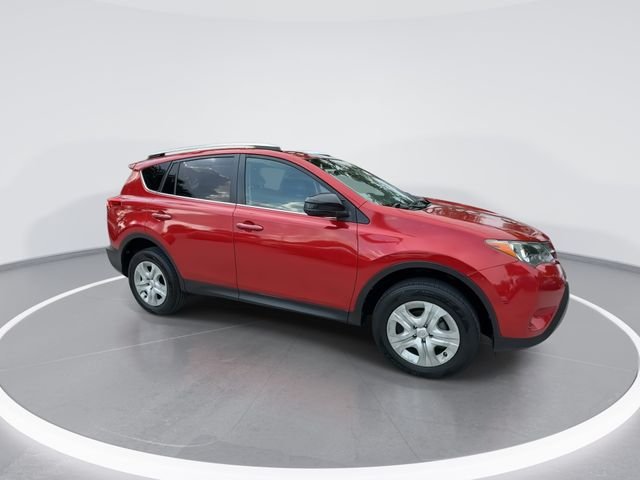 2015 Toyota RAV4 LE - Photo 9