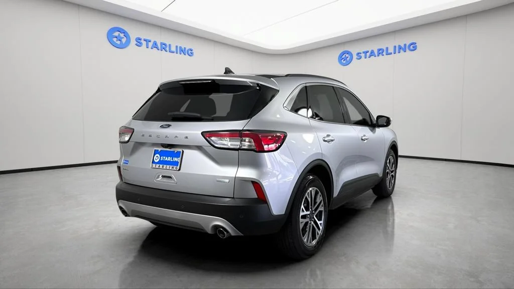 Used 2020 Silver Ford SEL image 9