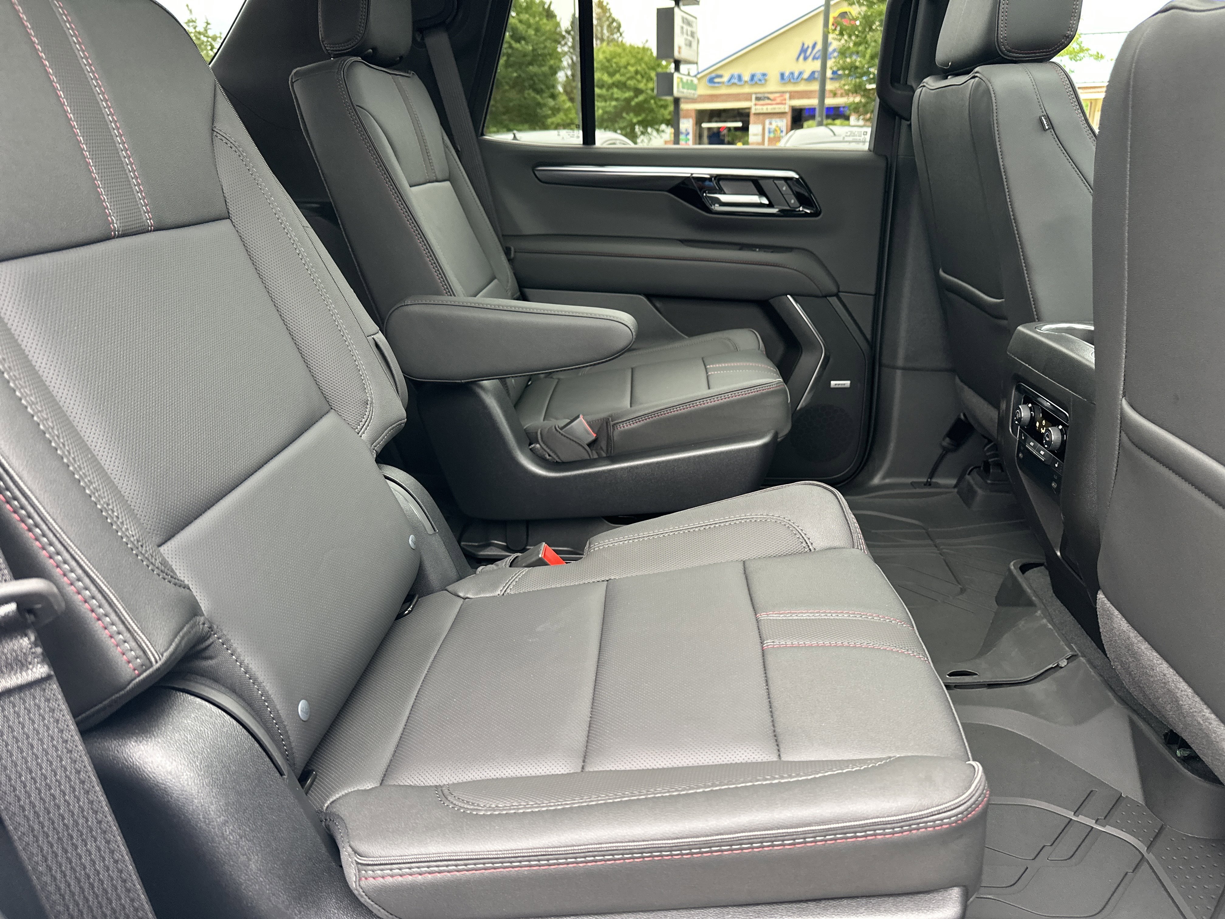 2026 Chevrolet Tahoe RST - Photo 16