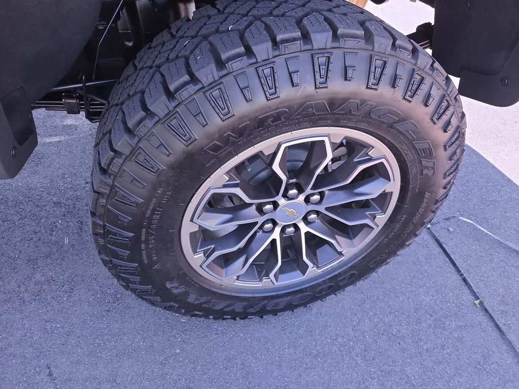 2018 Chevrolet Colorado ZR2 - Photo 25