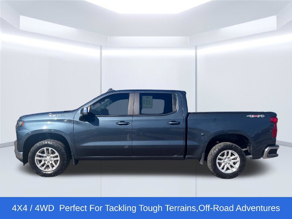 Used 2019 Chevrolet Silverado 1500 LT with VIN 1GCUYDED9KZ139779 for sale in Northfield, Minnesota