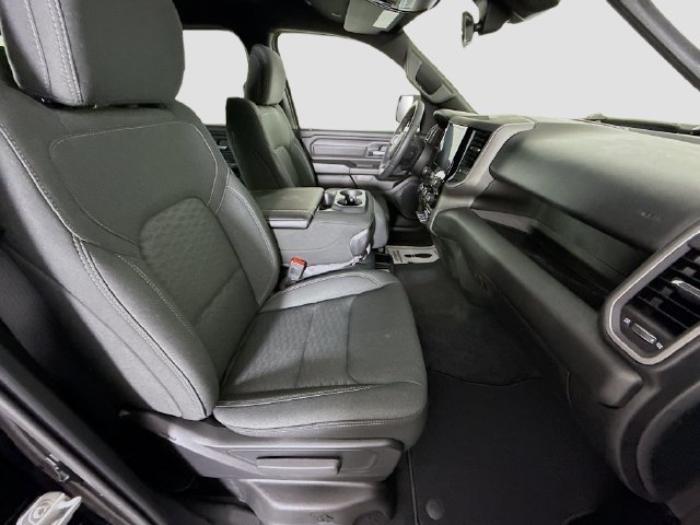 New 2026 Diamond Black Crystal Pearl-Coat Exterior Paint RAM Express image 25