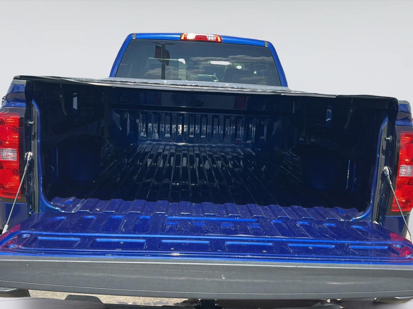 Used 2014 Blue Topaz Metallic Chevrolet LT image 25