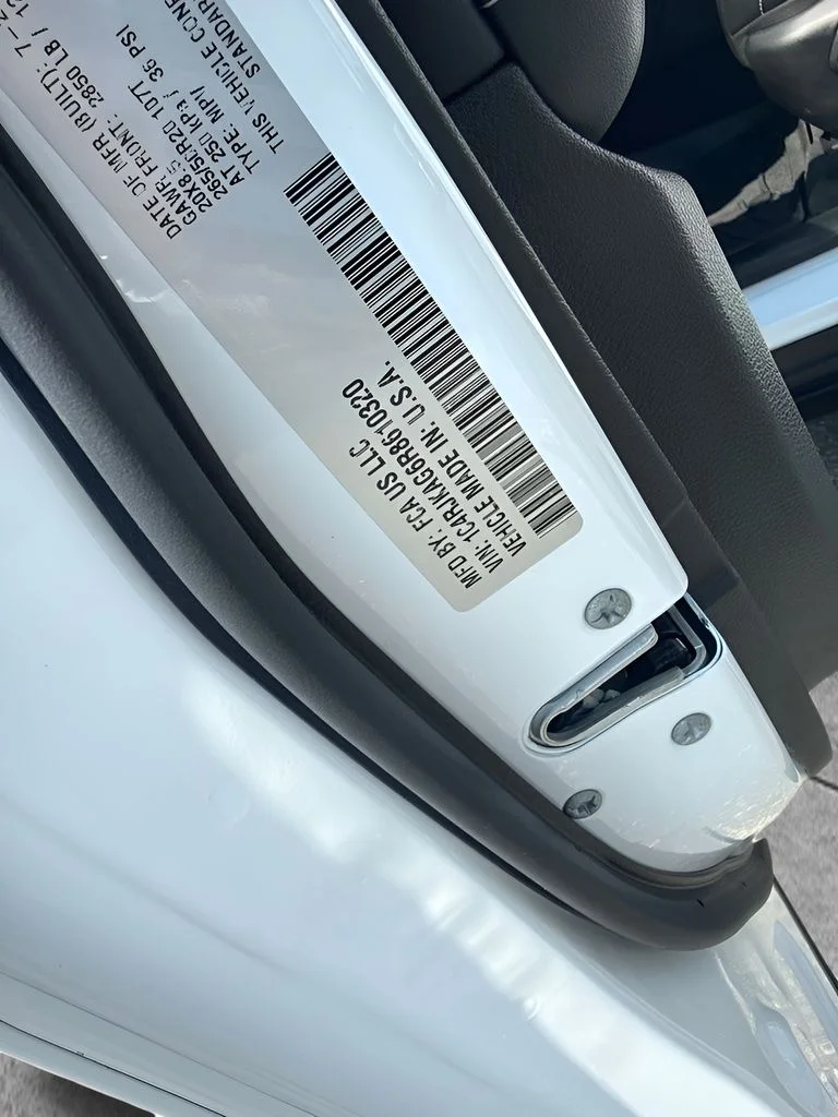 Used 2024 White Jeep Altitude X image 24