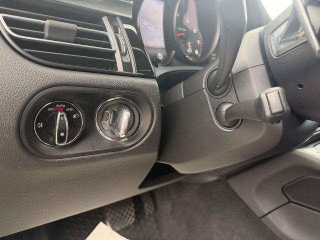 Used 2020 Black Porsche Base image 7
