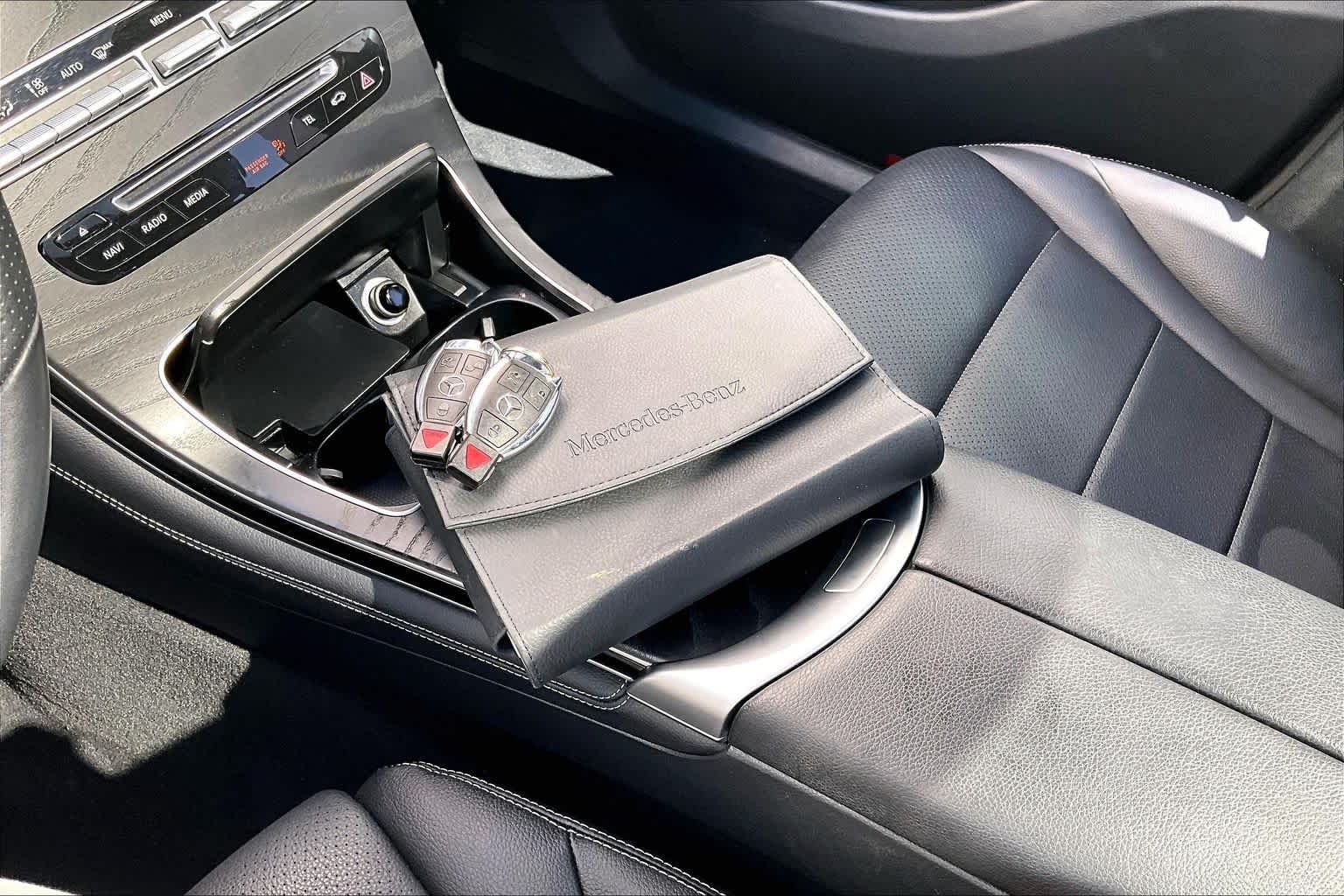 Used 2018 Black Mercedes-Benz GLC 300 image 15