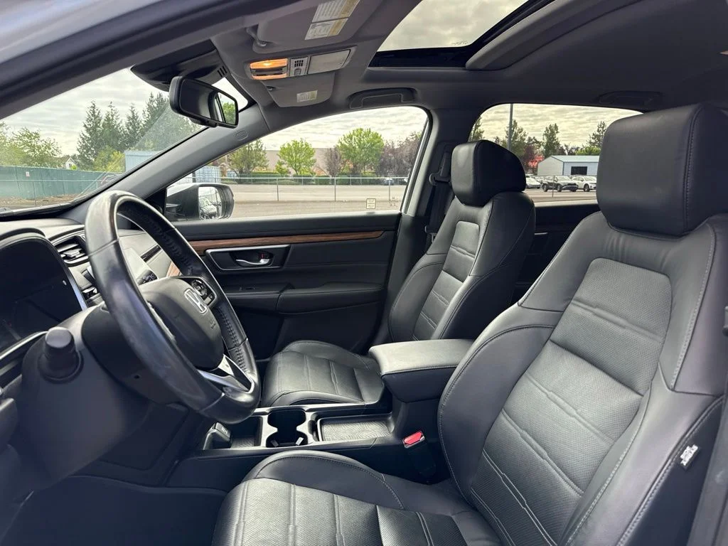 Used 2019 Platinum White Pearl Honda Touring image 9