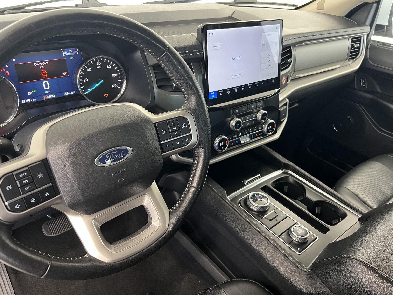 2024 Ford Expedition XLT - Photo 19