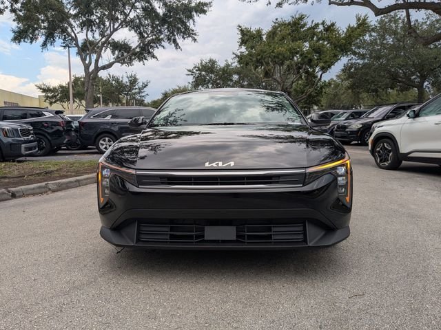 New 2026 Aurora Black Pearl Kia LX image 3