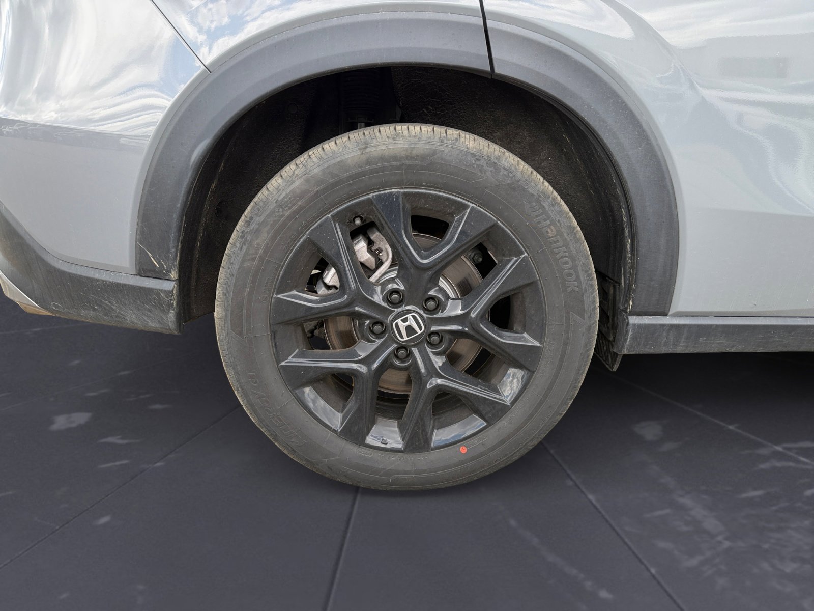 Used 2025 Urban Gray Pearl Honda Sport image 39