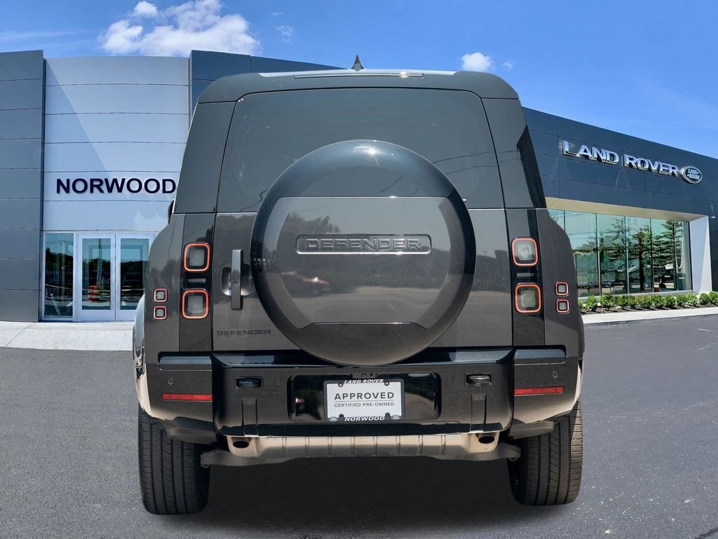 Used 2026 Gray Land Rover X-Dynamic SE image 5