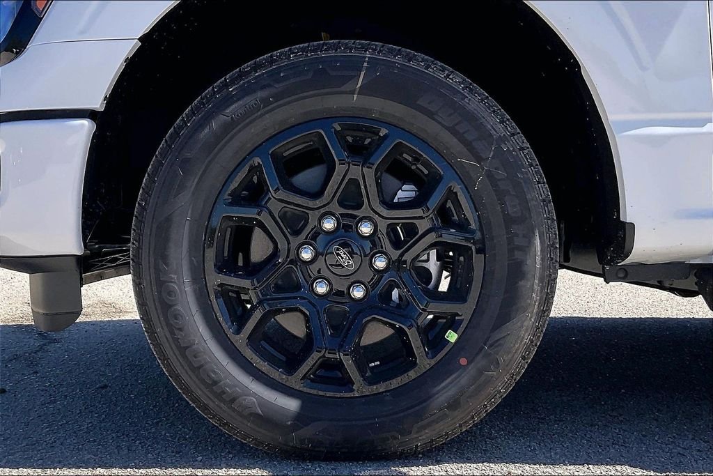 New 2026 Ford F-150 XLT 4D SuperCrew