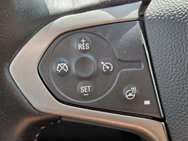 Used 2021 Gray Chevrolet Z71 image 24
