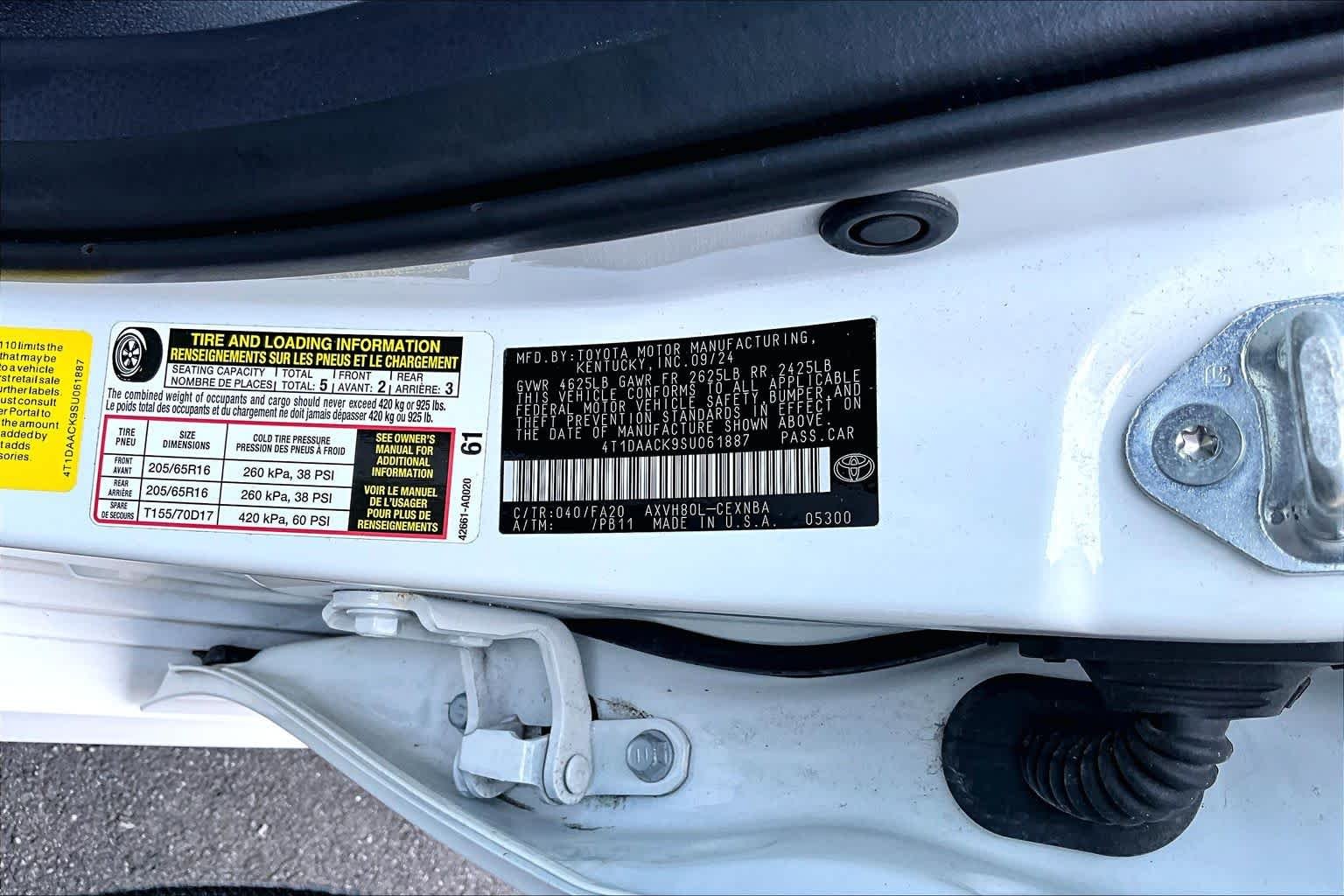 Certified Used 2025 Ice Cap Toyota LE image 34