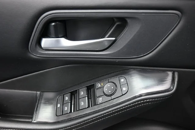 Used 2026 Gray Nissan SV image 17