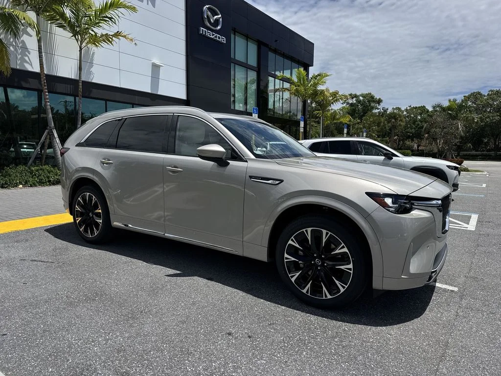 New 2026 Platinum Quartz Metallic Mazda 3.3 Turbo S Premium Plus AWD image 6