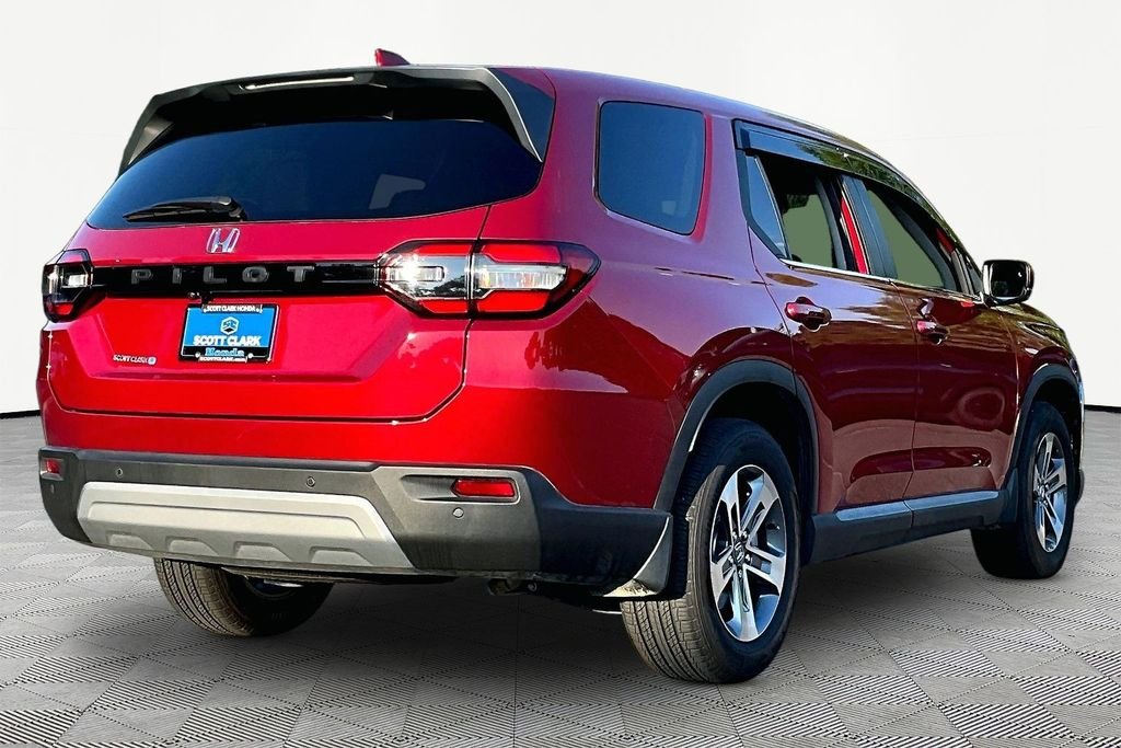 Used 2025 Red Honda EX-L image 5
