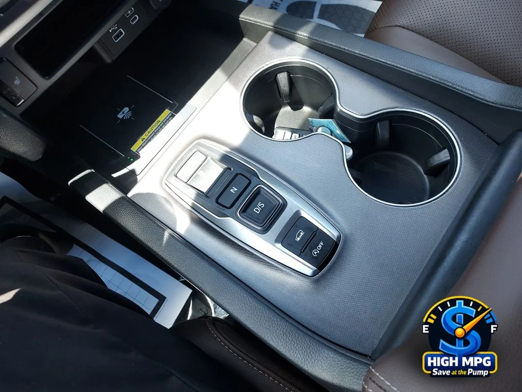 Used 2025 White Honda EX-L image 14