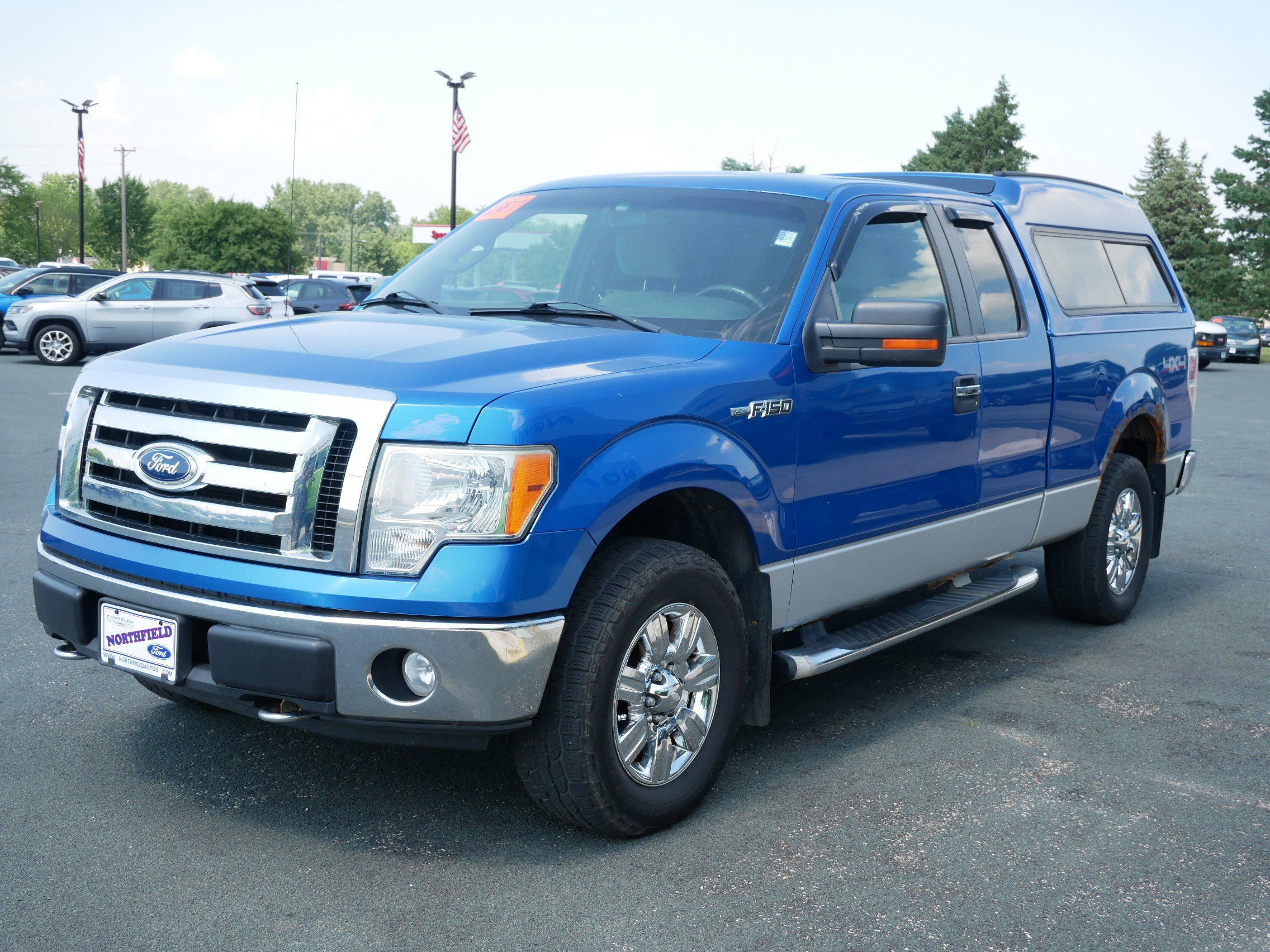 Used 2009 Blue Ford XLT image 4
