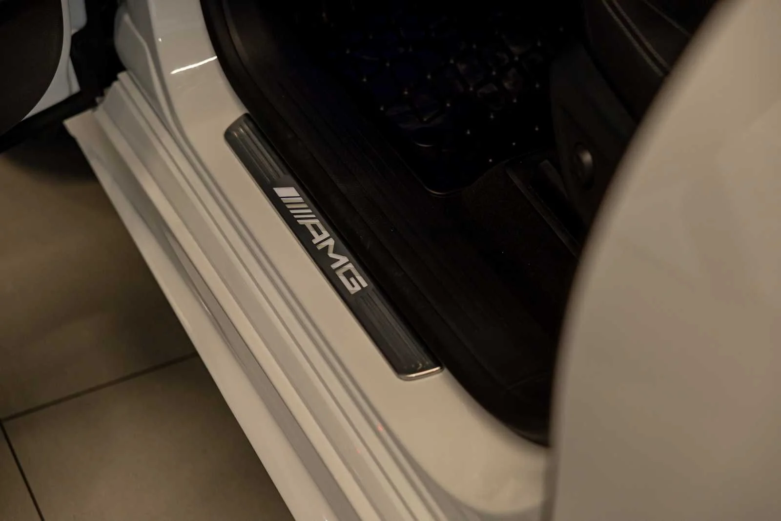 New 2026 Polar White Mercedes-Benz AMG® GLE 53 4MATIC+ SUV image 12