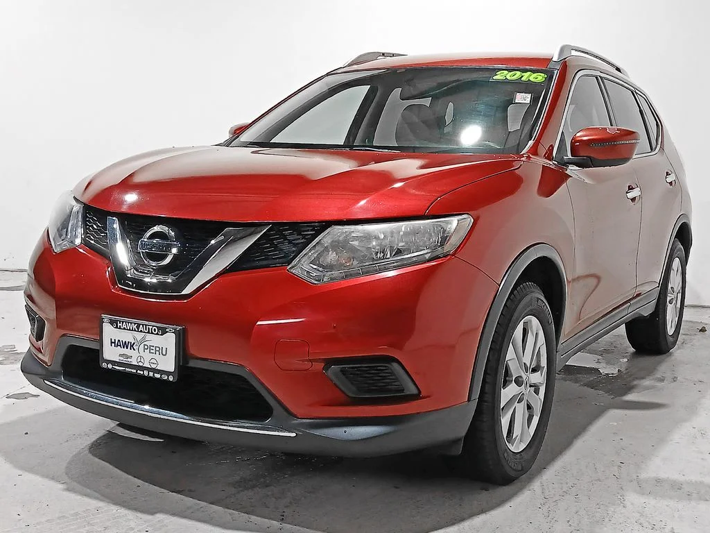 Used 2016 Red Nissan SV image 3