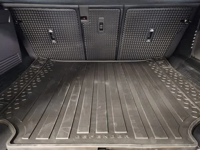 2026 Land Rover Defender V8 - Photo 34