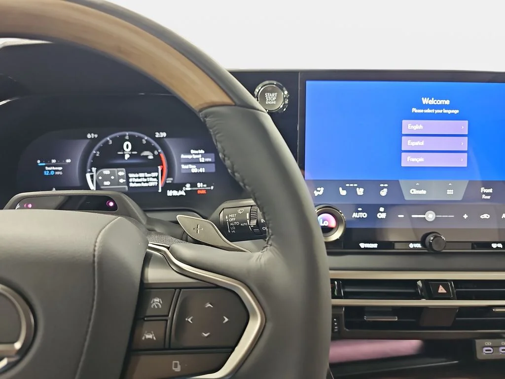 New 2026 Nori Green Pearl Lexus PREMIUM PLUS image 17
