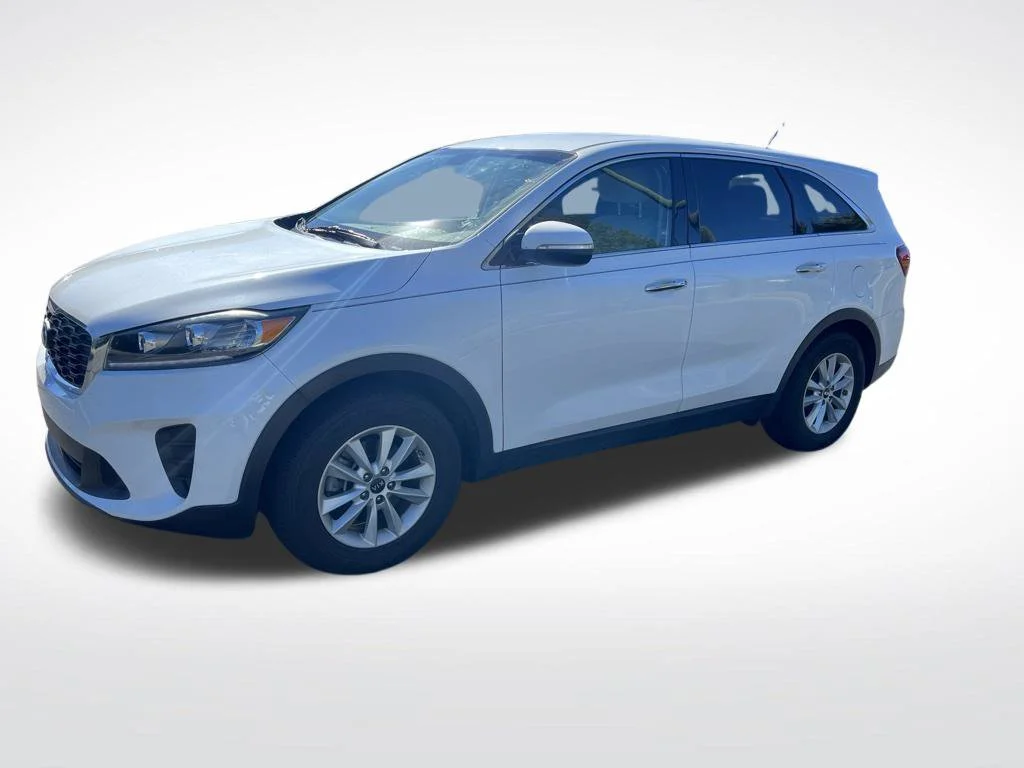 Used 2019 Snow White Pearl Kia LX image 6