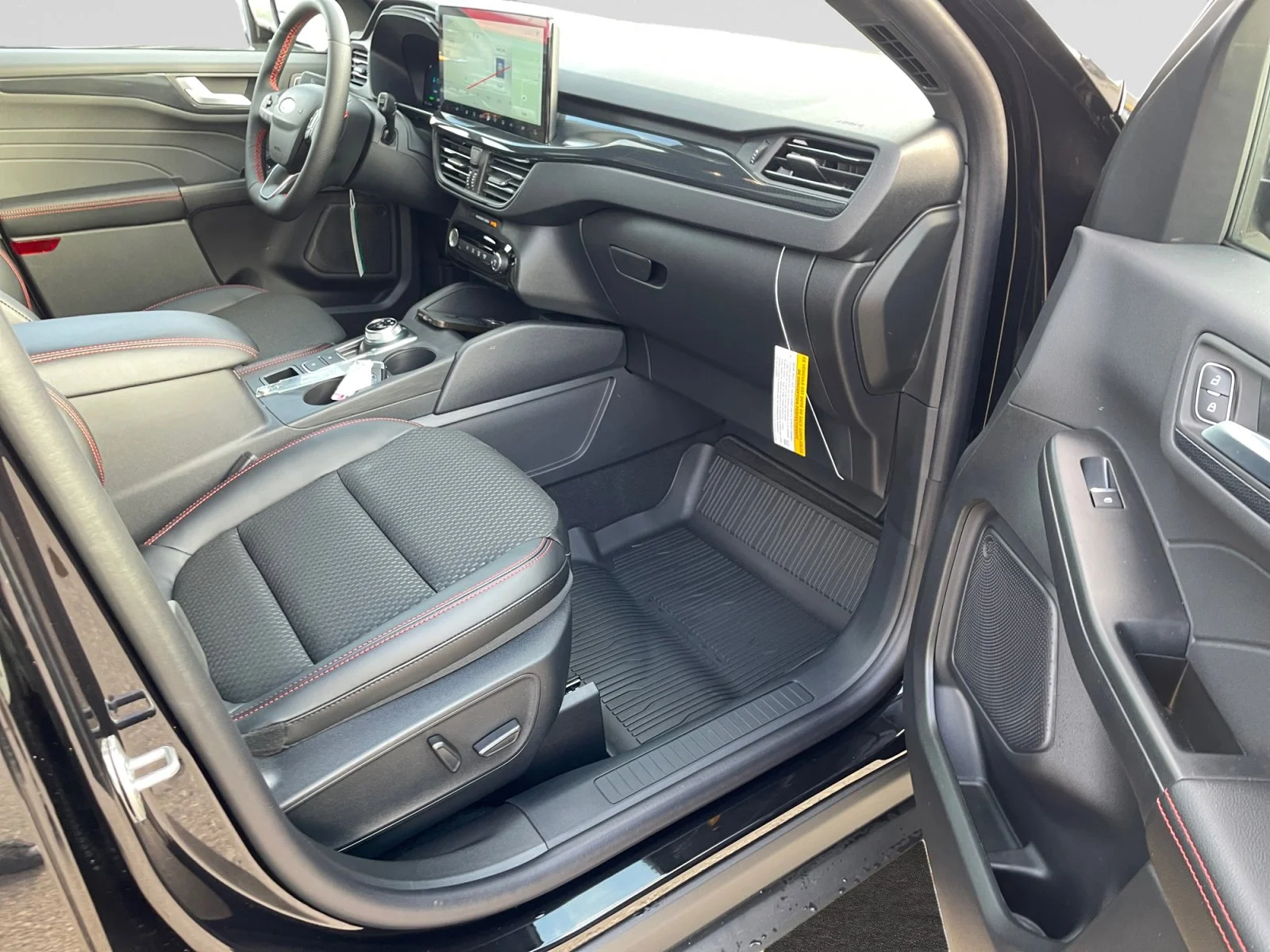 New 2026 AGATE BLACK METALLIC Ford ST-Line Elite image 12