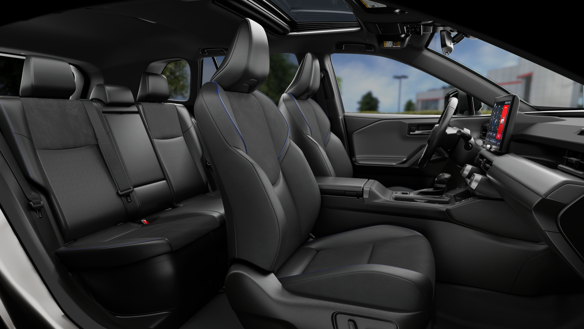 New 2026 Wind Chill Pearl with Midnight Black Metallic roof Toyota XSE image 42