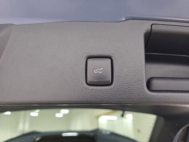 Used 2023 Blue Ford ST-Line image 35