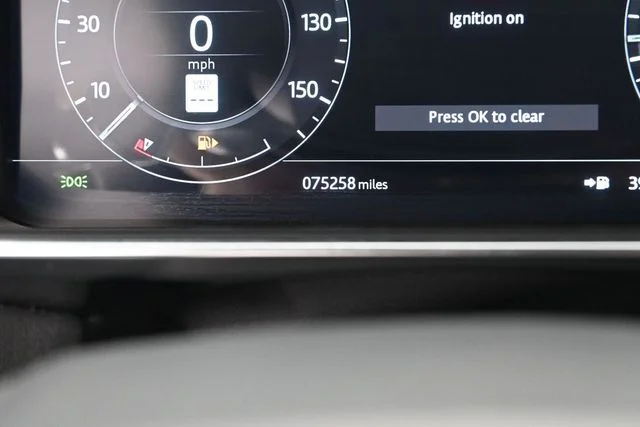Used 2022 Black Land Rover HSE Silver Edition image 21