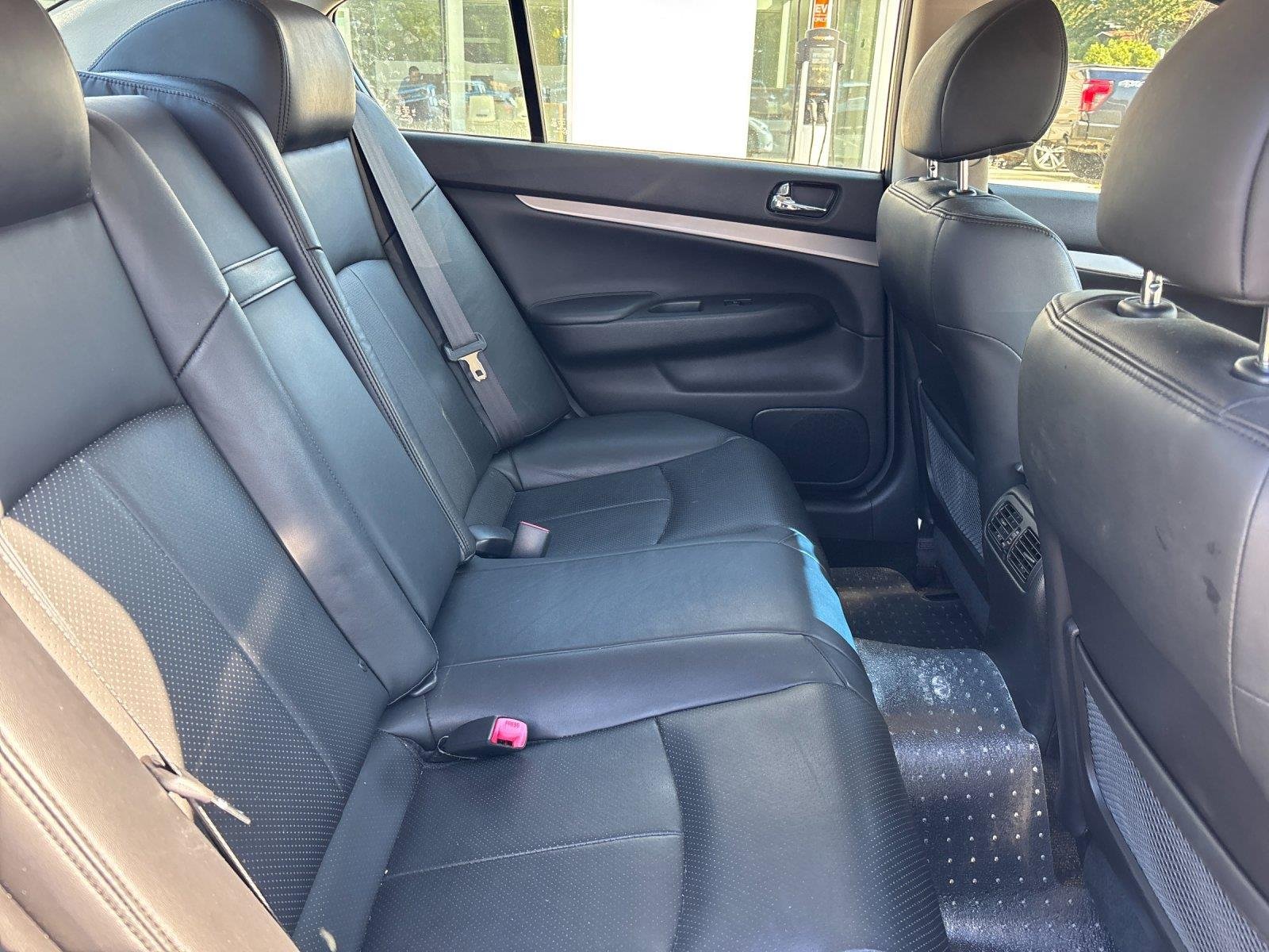 Used 2013 Moonlight White INFINITI Journey image 37
