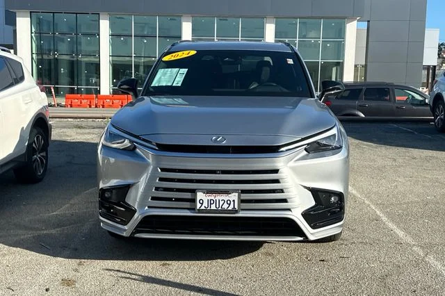 Used 2024 Silver Lexus 500h F SPORT Premium image 3